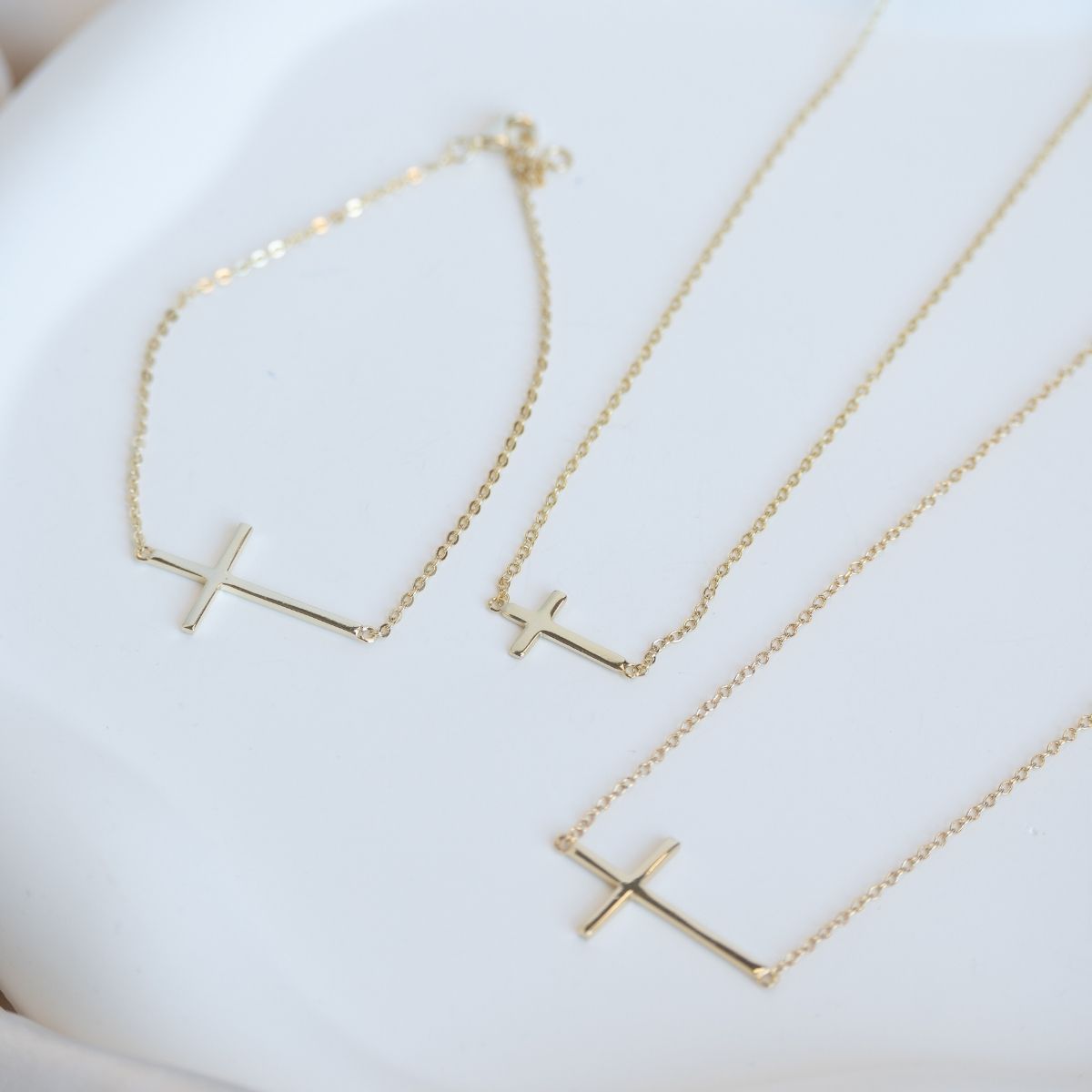 Gold Cross Bracelet - Terciany 