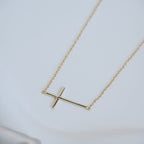 Large Gold Cross in Chain necklace - Terciany 