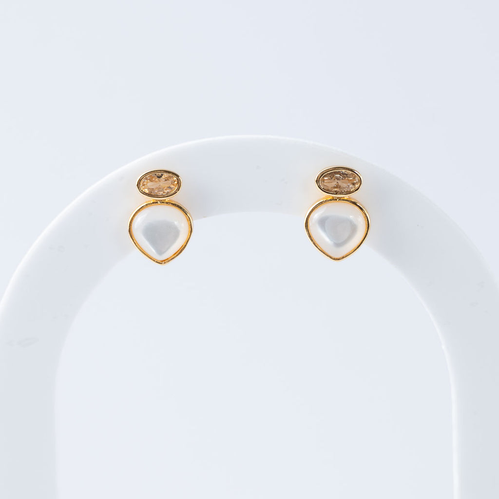 Mother of Pearl Mineral Teardrop Stud Earrings