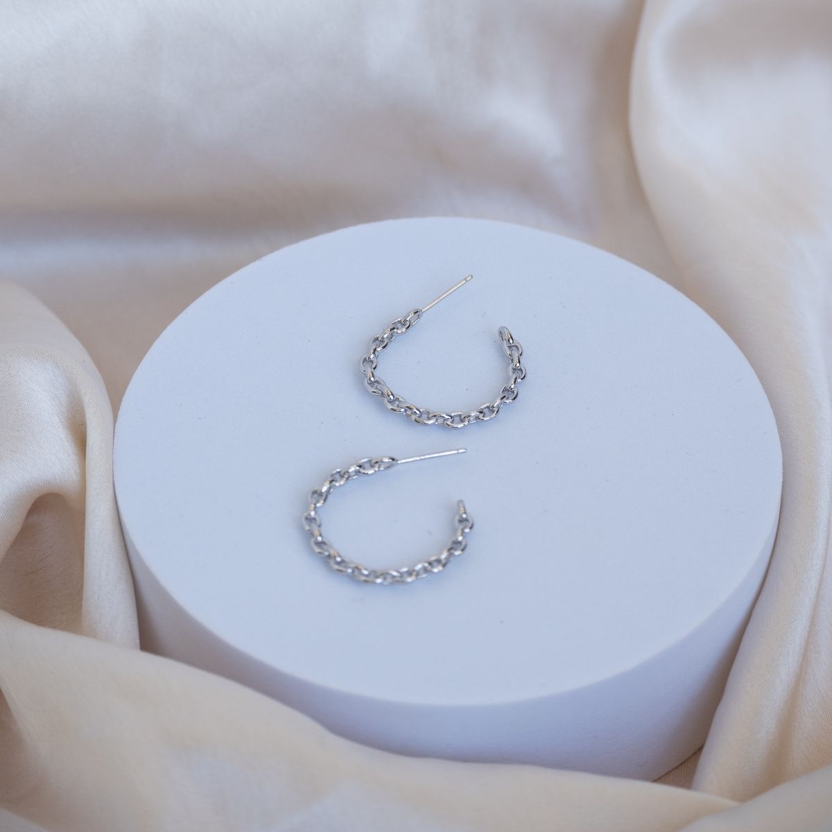 25mm Cable hoop earrings