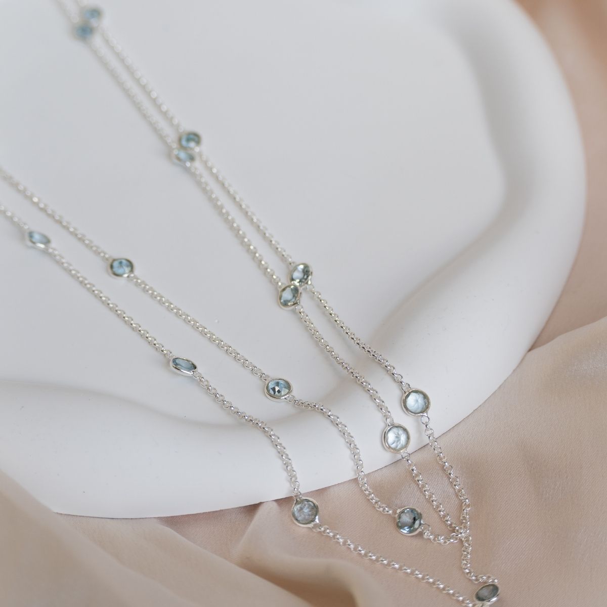 120cm long necklace with round Blue Topaz semi precious stones - Terciany 