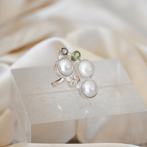Three pearl and semi precious stone statement ring - Terciany 