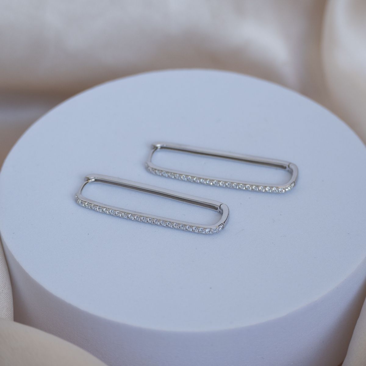 Paperclip Huggy earrings with Cubic Pave