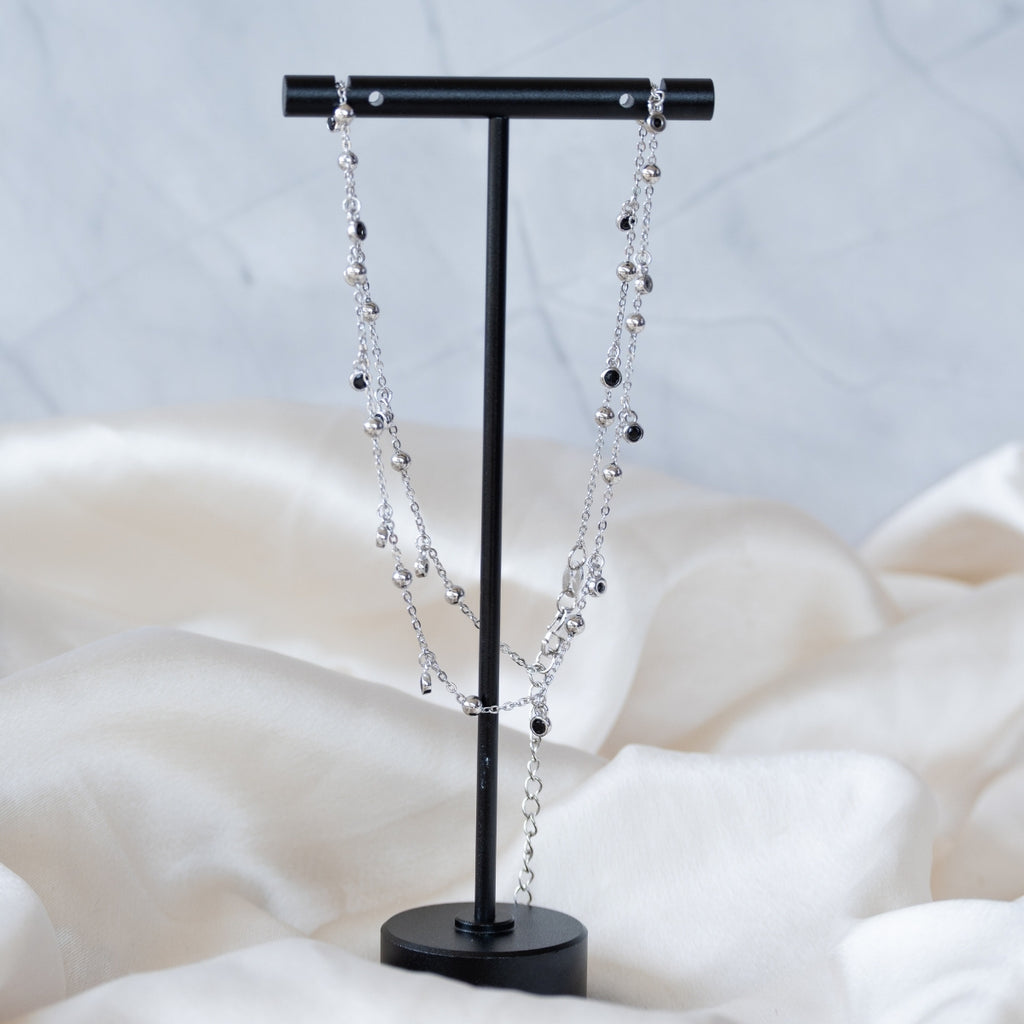 Black dot necklace - Terciany 