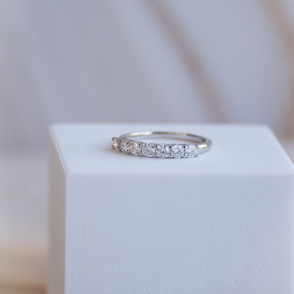 Ring with 3mm Moissanite stones (with GRA Certificate)