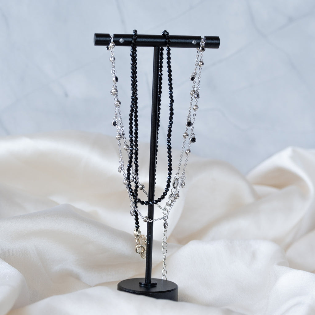 Black dot necklace - Terciany 