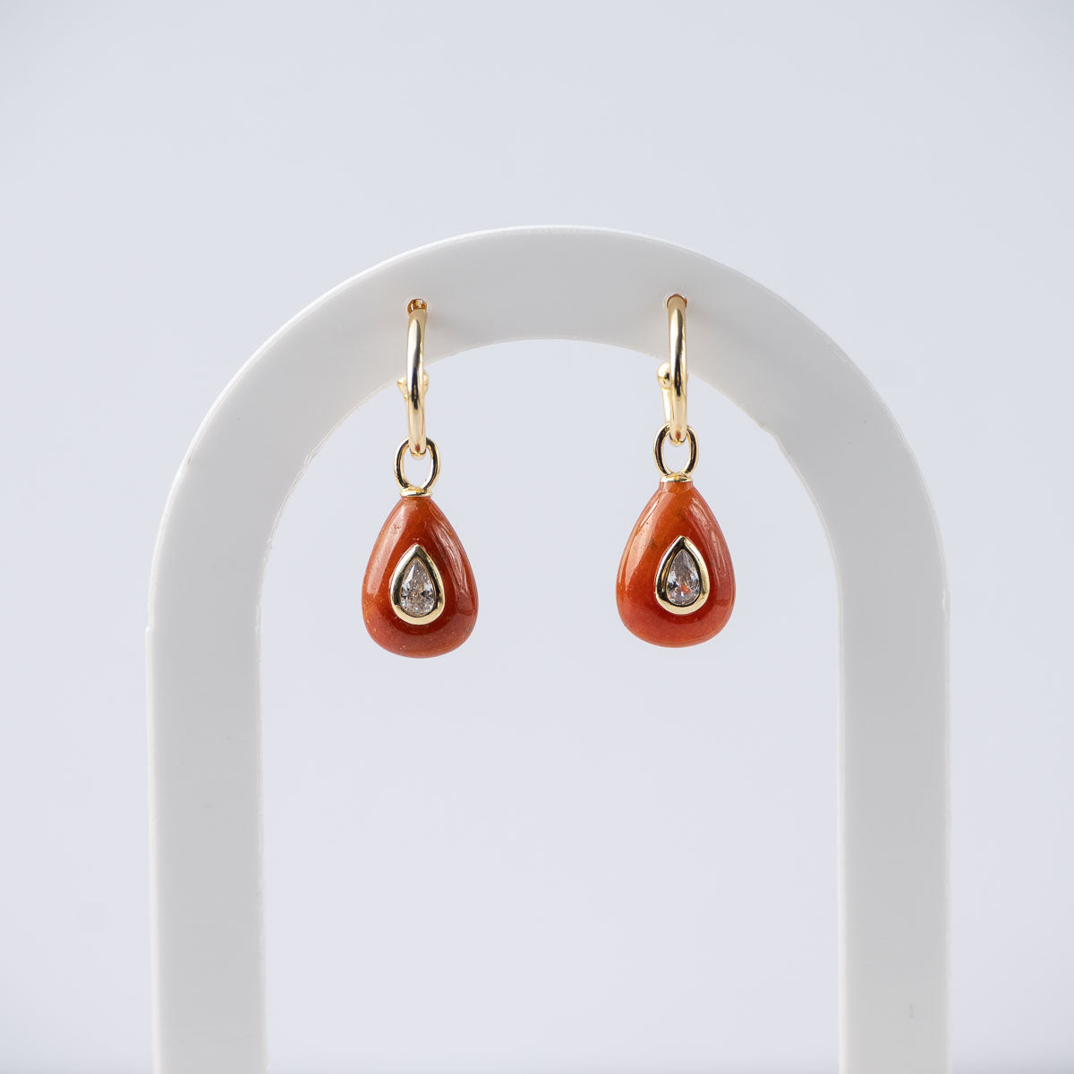 Red agate pretty woman earrings - Symbol of Strength