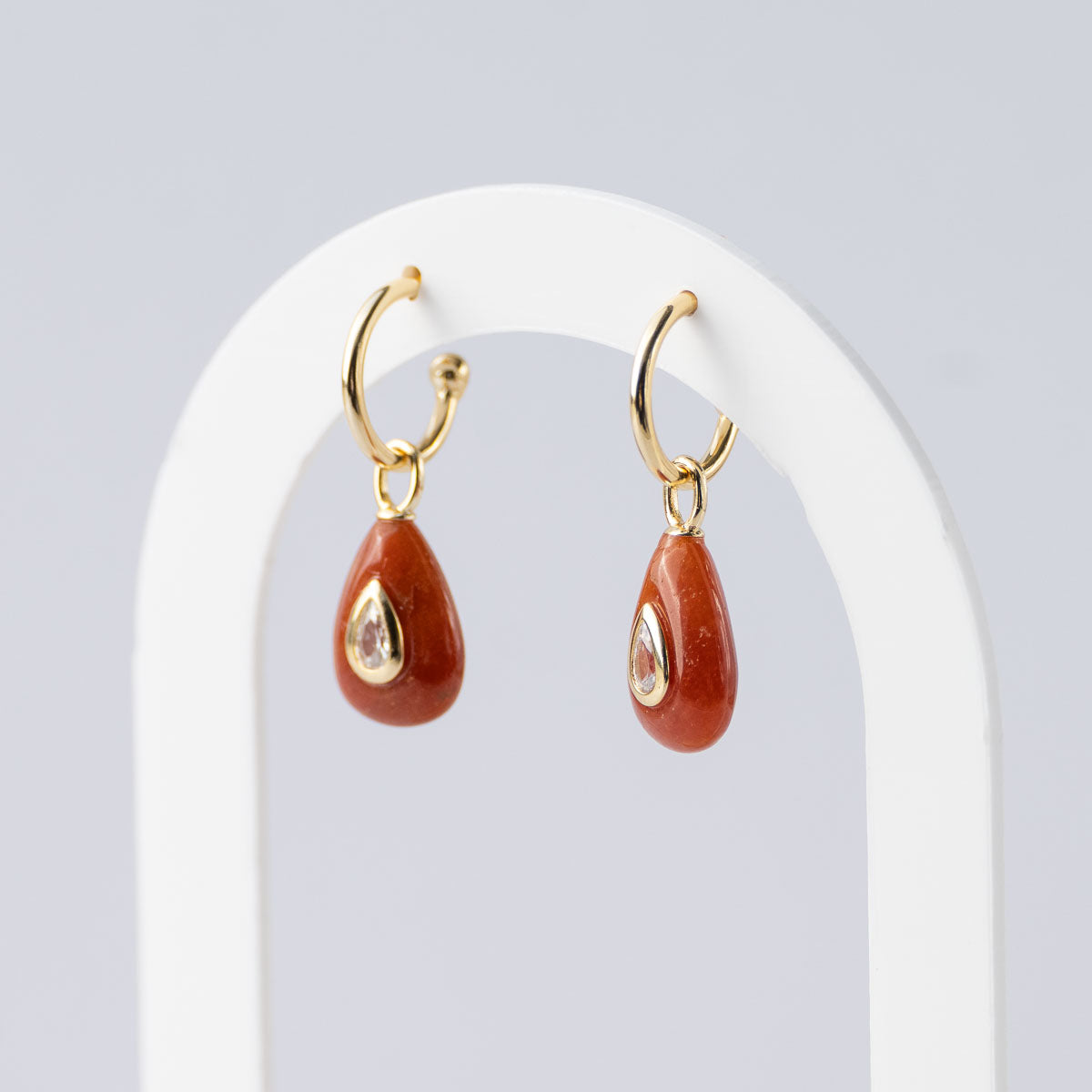Red agate pretty woman earrings - Symbol of Strength