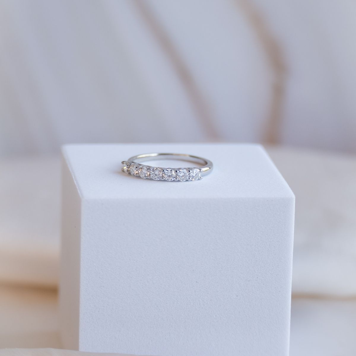 Ring with 3mm Moissanite stones (with GRA Certificate)