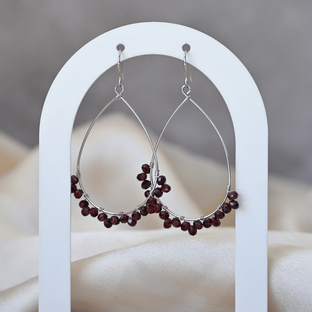 Garnet dangly drop teardrop shaped earrings