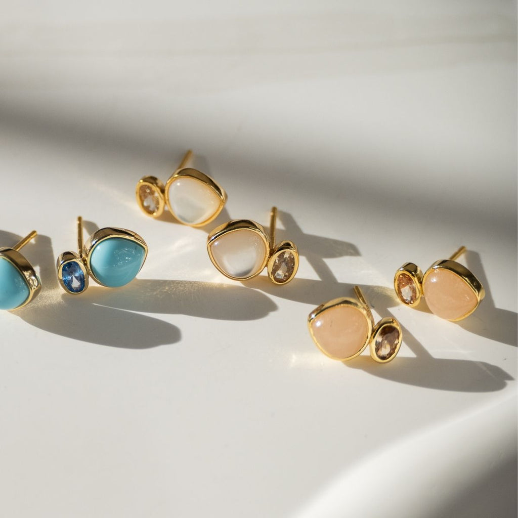 Mother of Pearl Mineral Teardrop Stud Earrings