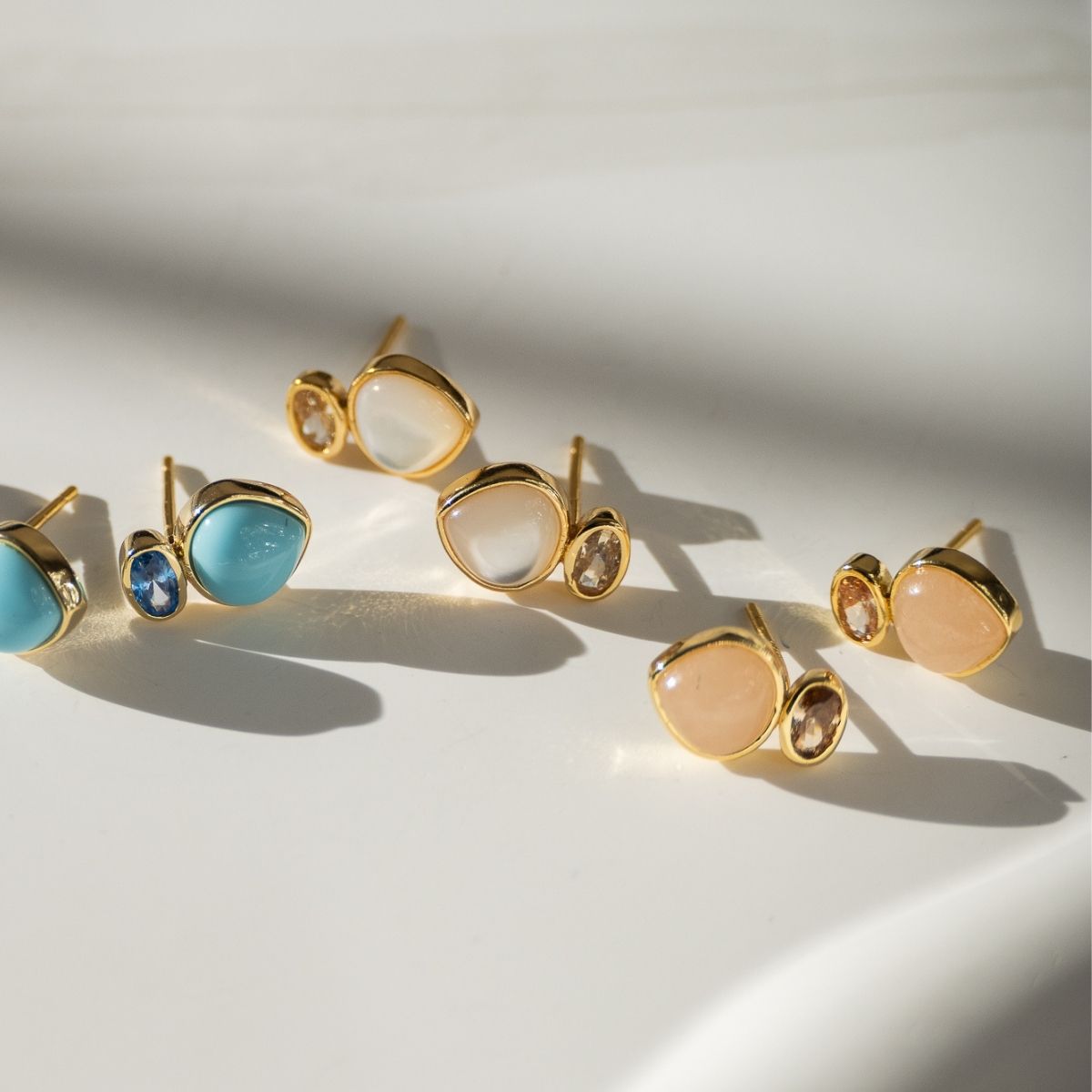 Mother of Pearl Mineral Teardrop Stud Earrings