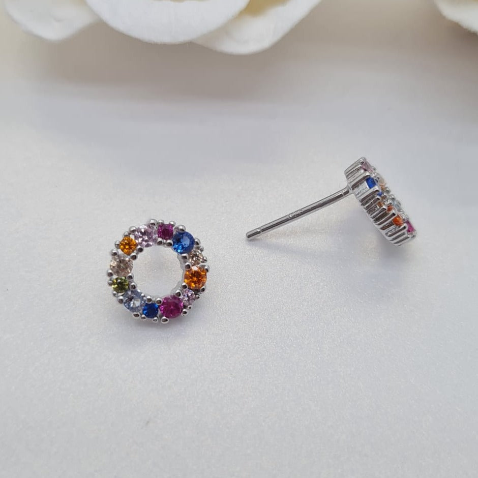 Colourful circle stud