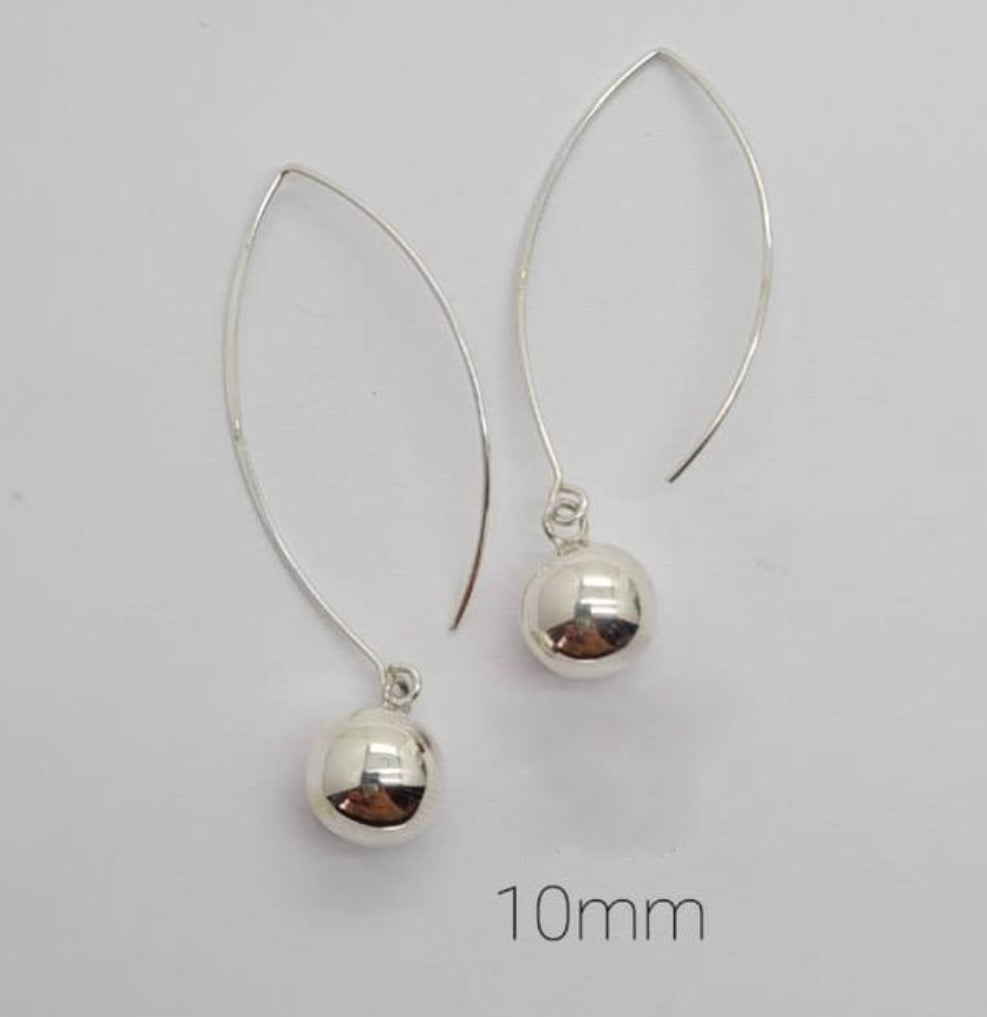 Earrings with 10 mm Hanging Ball