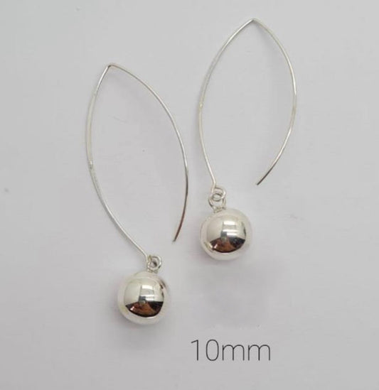 Earrings with 10 mm Hanging Ball