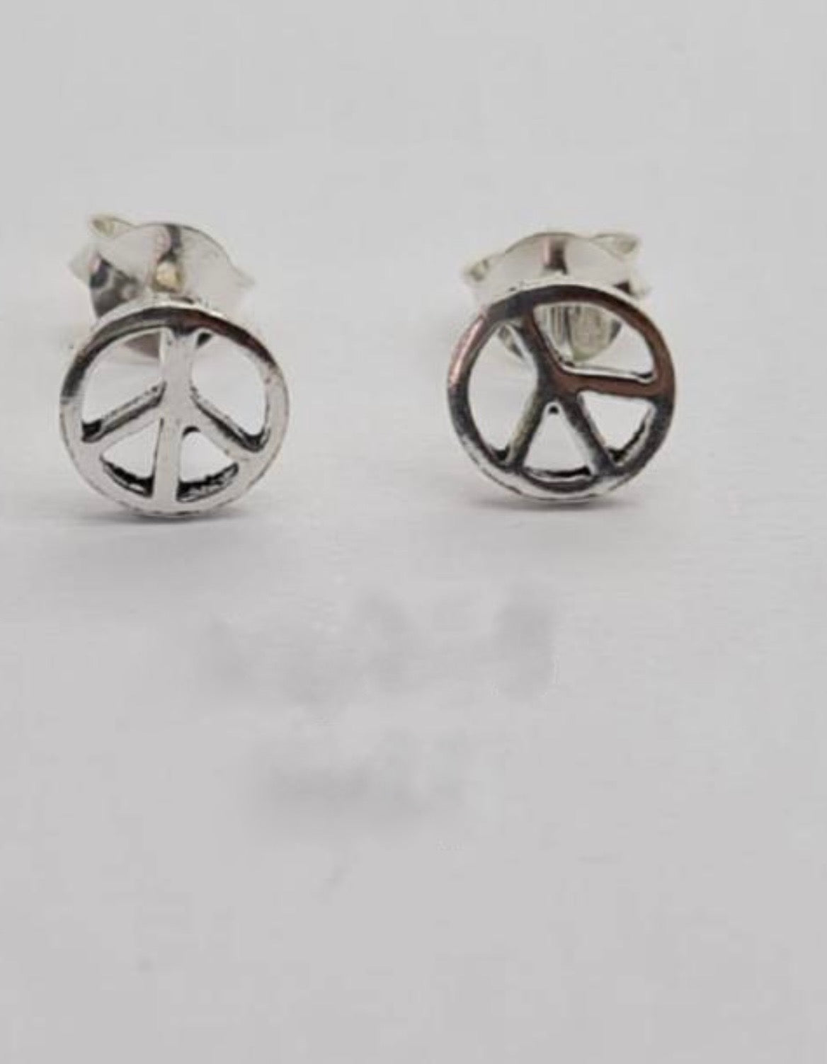 Peace studs
