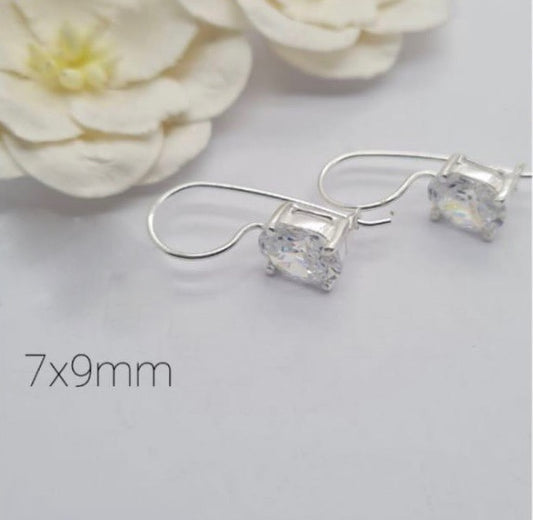 Oval Cubic crystal earrings