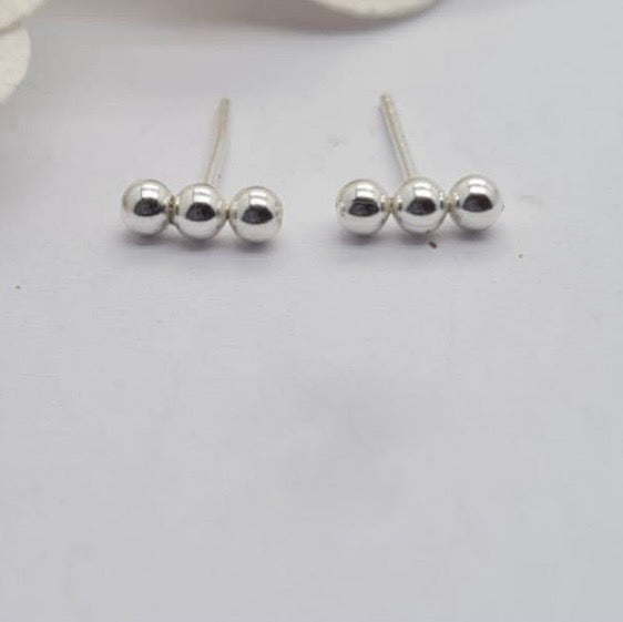 Tine three ball studs