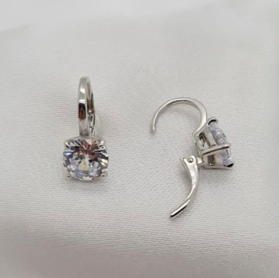 8Mm Cubic Zirconia In Sterling Silver Comfy Setting