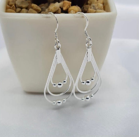 Trippel teardrop drop earring