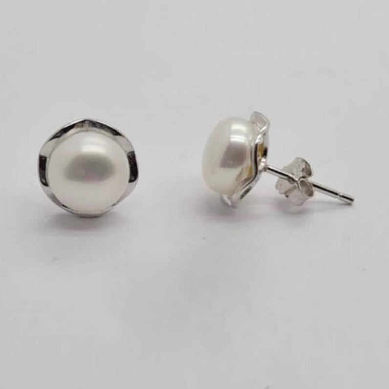 Sterling Silver Stud Earring With Freshwater Pearl - Terciany 