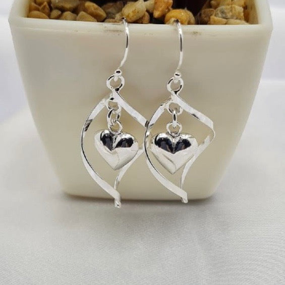 Dangling Hearts