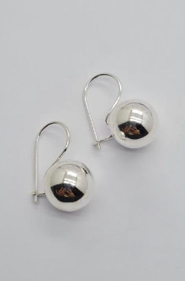 14mm ball earrings