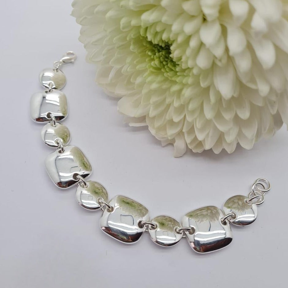 Bulky Square And Round Statement Bracelet 20 Cm