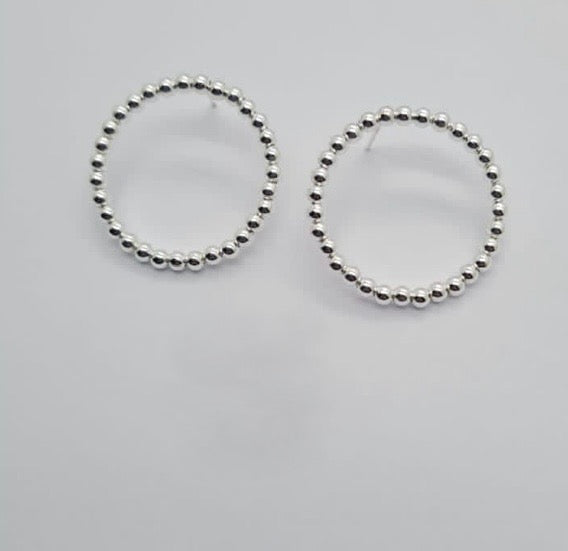 Large ball circle studs