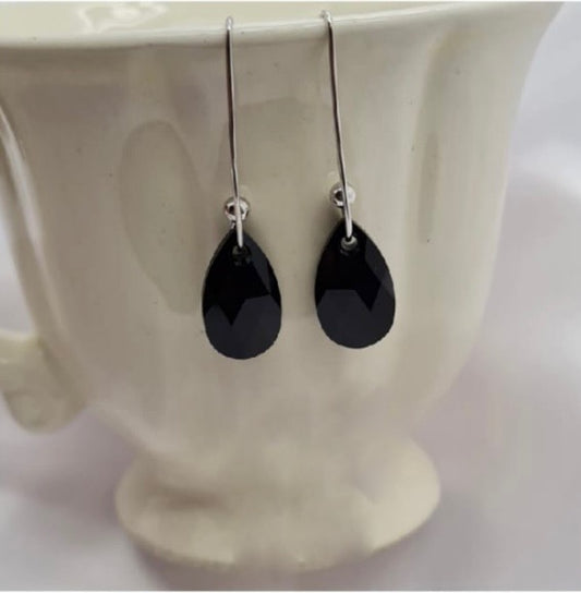 Beautiful black swarofski crystals ons Classic Sterling silver