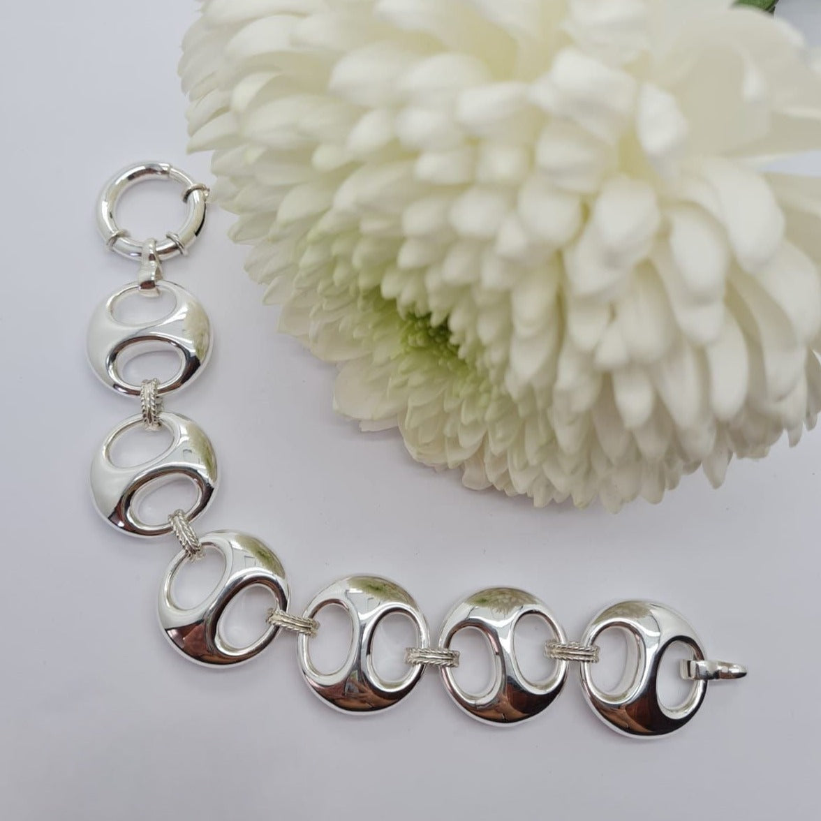 Bulky Button Statement Bracelet 22 Cm