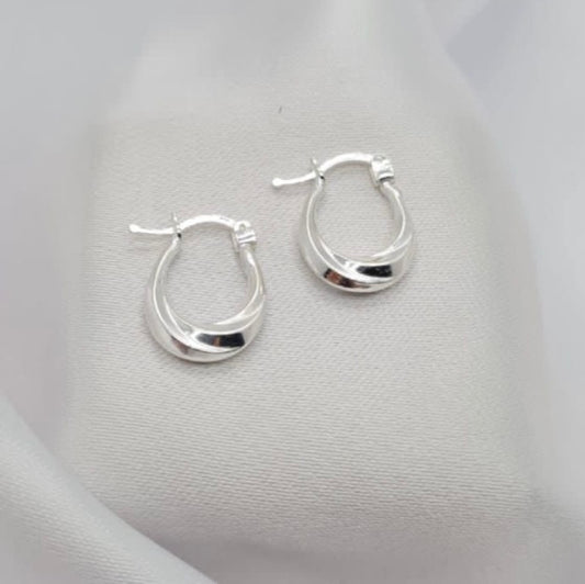 Small oval hoops