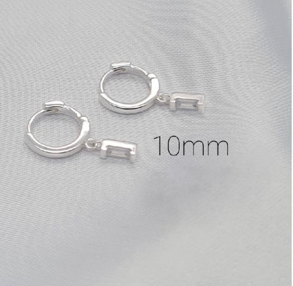 Stunning Huggy With 10Mm Rectangular Cubic Attachment