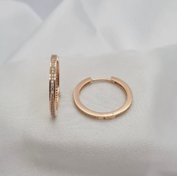 24x2 mm rose gold huggys with pavé cubic zirconia